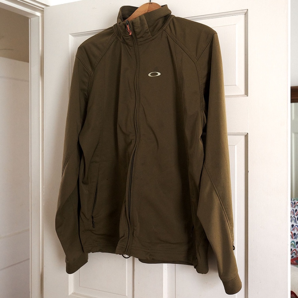 *** Lightweight Oakley Jacket
